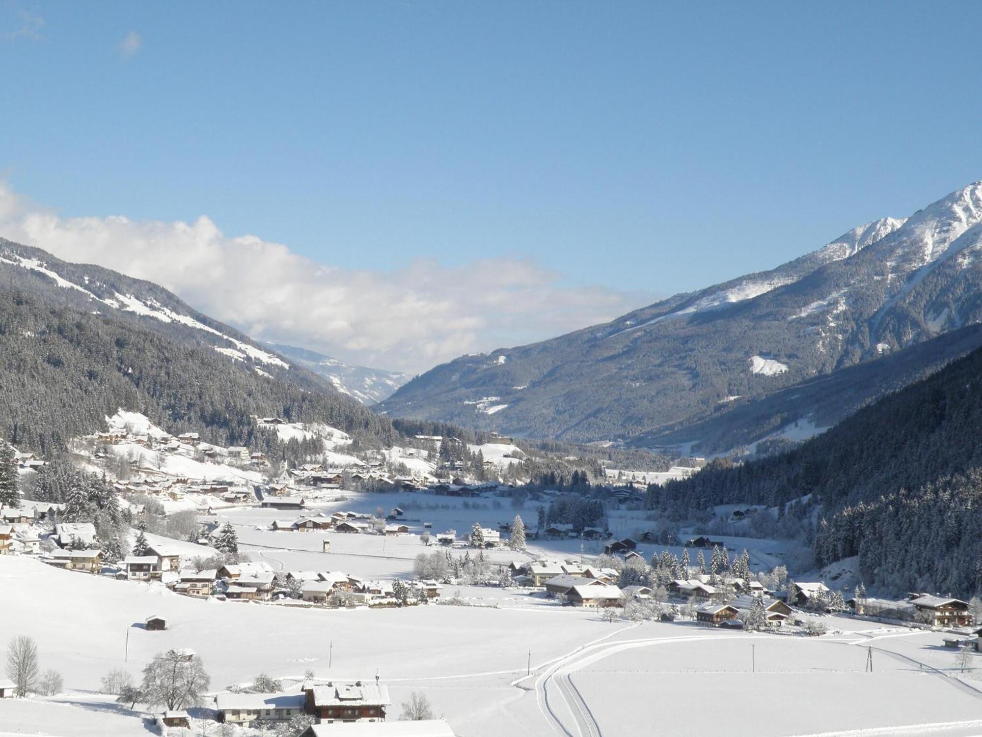 Apartment In Wald Im Pinzgau With Swimming Pool And Views Exterior photo